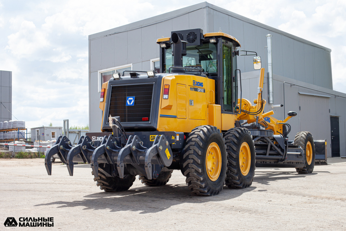 Автогрейдер XCMG GR165