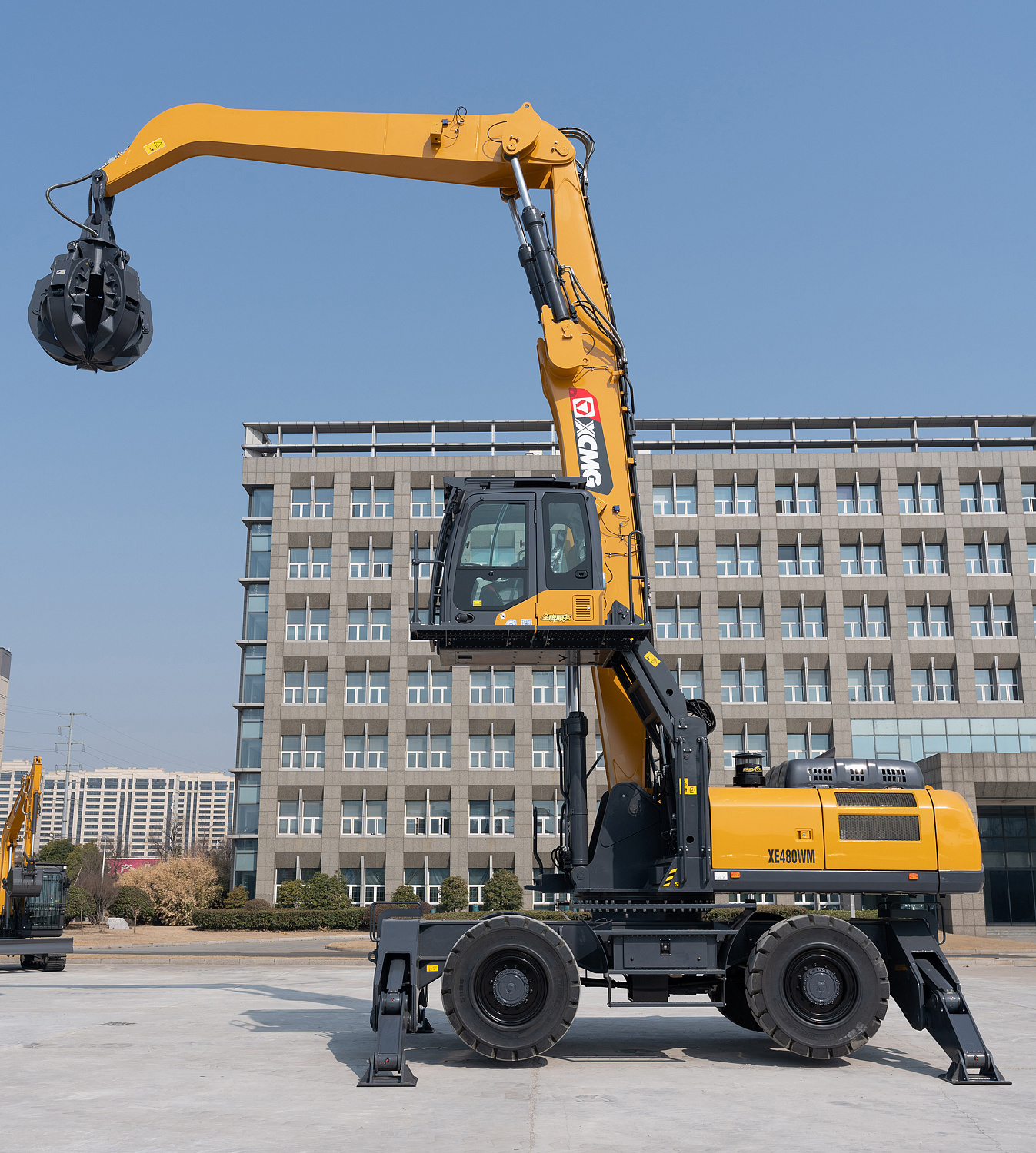 Экскаватор-перегружатель XE480WM