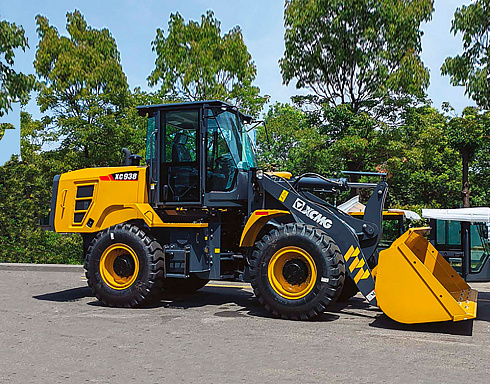 Фронтальный погрузчик XCMG XC938