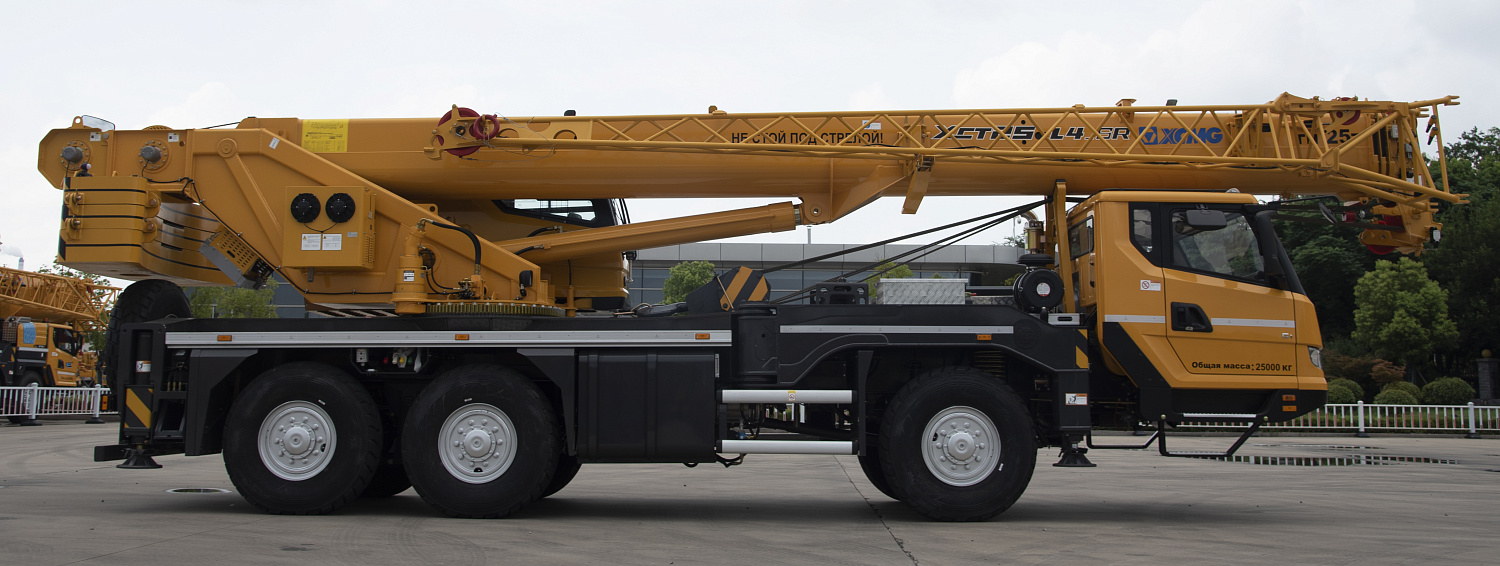 Автокран XCMG XCT25L4_SR
